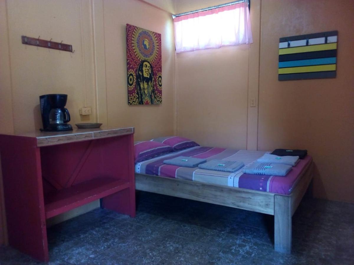 Hotel One Love Puerto Viejo Puerto Viejo de Talamanca Eksteriør bilde